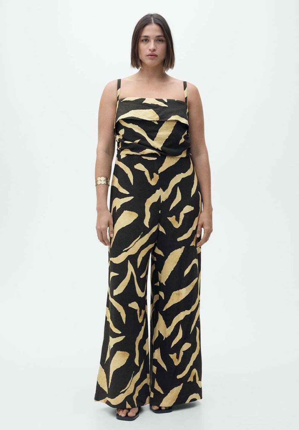 Комбинезон PLUMAS Mango, черный
Комбинезон PLUMAS Mango, черный