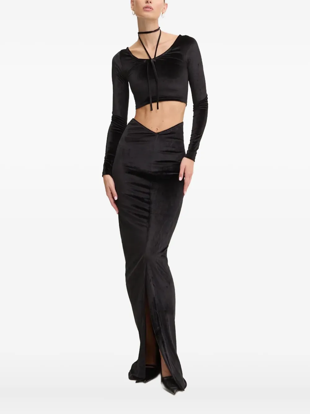 Бархатный топ с завязкой на шее Fiorucci, черный
Бархатный топ с завязкой на шее Fiorucci, черный