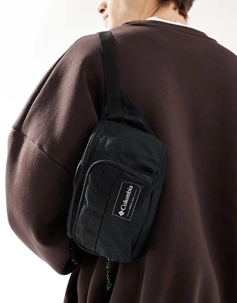 Поясная сумка Columbia Zigzag II Hip Pack черного цвета
Поясная сумка Columbia Zigzag II Hip Pack черного цвета