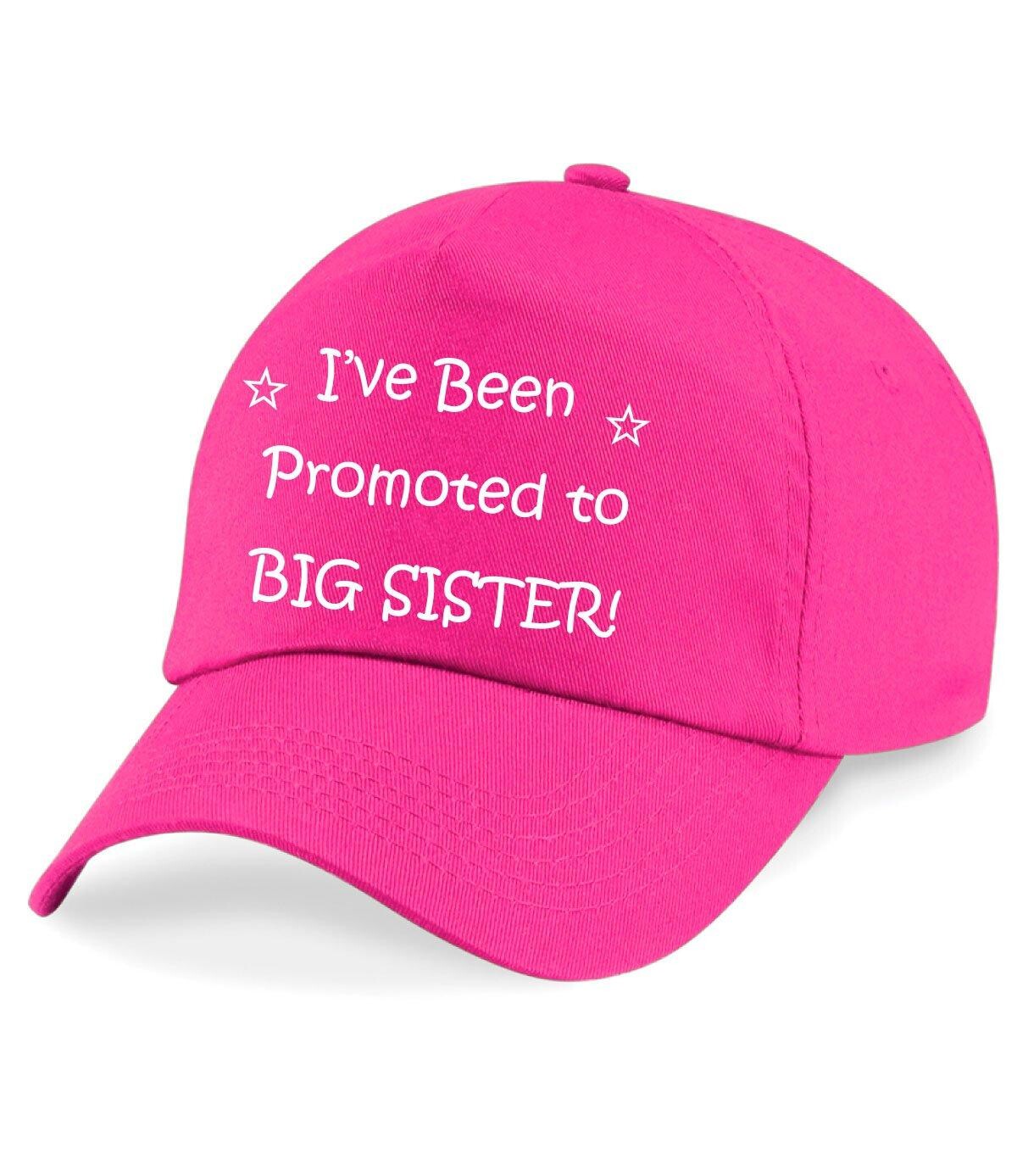 Меня повысили до бейсболки «Большая сестра» 60 SECOND MAKEOVER, розовый
Меня повысили до бейсболки «Большая сестра» 60 SECOND MAKEOVER, розовый
