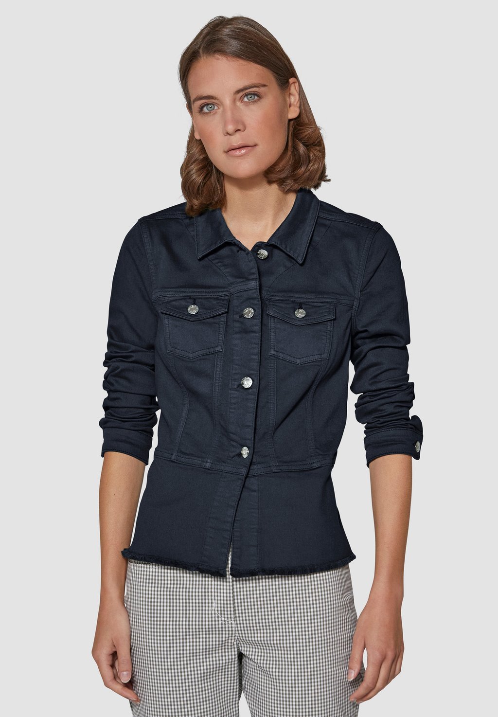 Джинсовая куртка MADELEINE, темно-синий
Джинсовая куртка MADELEINE, темно-синий
