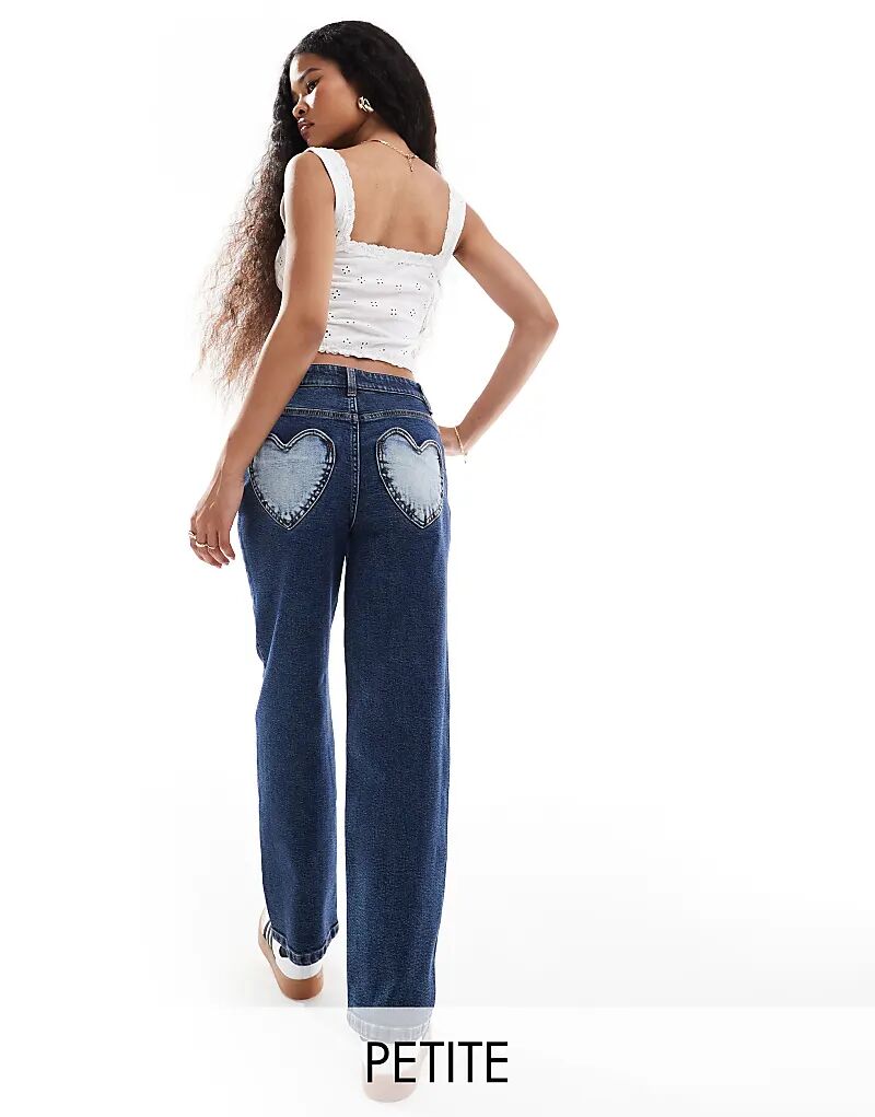 Джинсы прямого кроя с карманом в форме сердца цвета индиго Miss Selfridge
Джинсы прямого кроя с карманом в форме сердца цвета индиго Miss Selfridge