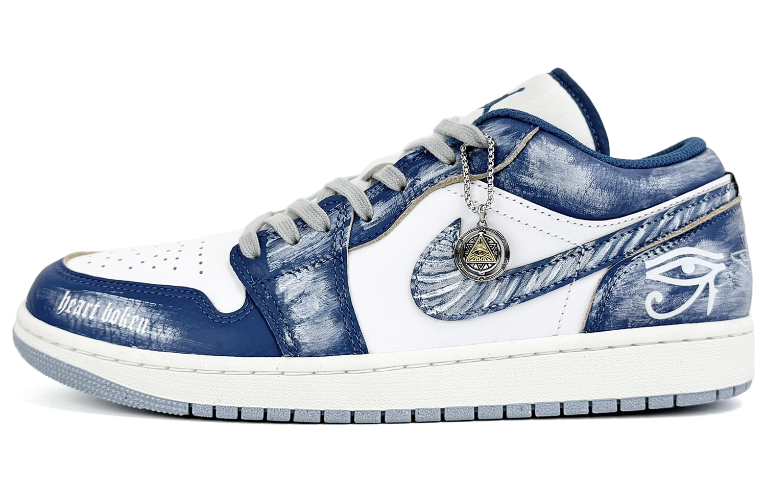 Jordan Кроссовки Air 1 Pharaoh's Eye с амортизацией, противоскользящие и износостойкие, низкие, винтажные, мужские, синие, цвет Blue
Jordan Кроссовки Air 1 Pharaoh's Eye с амортизацией, противоскользящие и износостойкие, низкие, винтажные, мужские, синие, цвет Blue