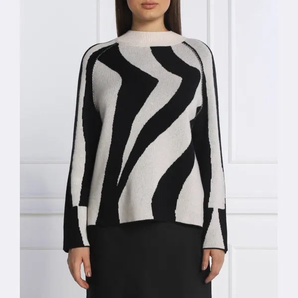 Шерстяной свитер свободного кроя с добавлением кашемира Marc Cain, черный