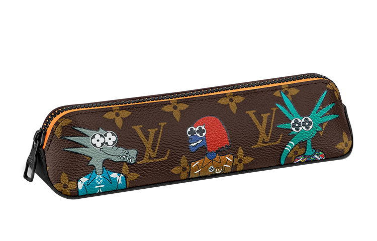 Кожаный клатч унисекс с монограммой разных цветов Louis Vuitton, basic set (bag+dust bag)
Кожаный клатч унисекс с монограммой разных цветов Louis Vuitton, basic set (bag+dust bag)