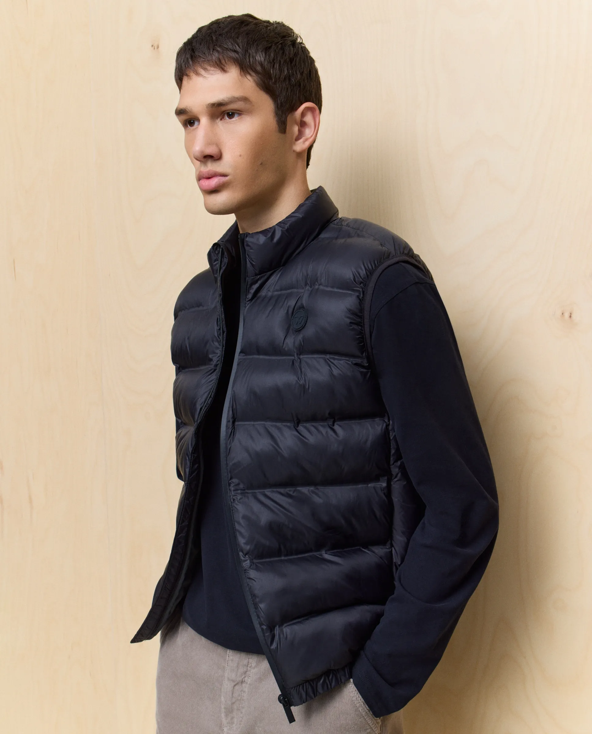 Легкий водоотталкивающий стеганый жилет для мужчин Easy Wear, черный
Легкий водоотталкивающий стеганый жилет для мужчин Easy Wear, черный