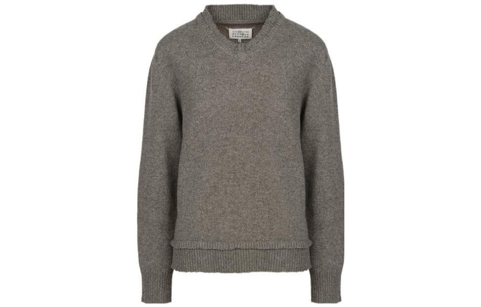 Свитер женский серый Mm6 Maison Margiela
Свитер женский серый Mm6 Maison Margiela