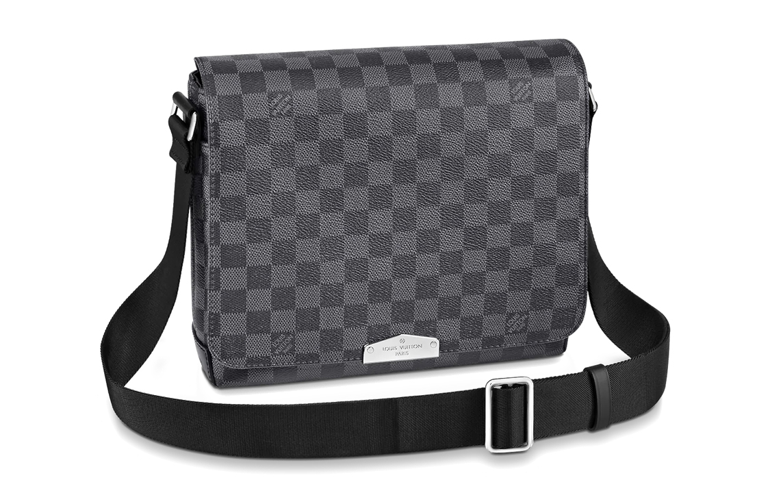 LOUIS VUITTON Сумка-мессенджер District Pm Damier Graphite Black
LOUIS VUITTON Сумка-мессенджер District Pm Damier Graphite Black
