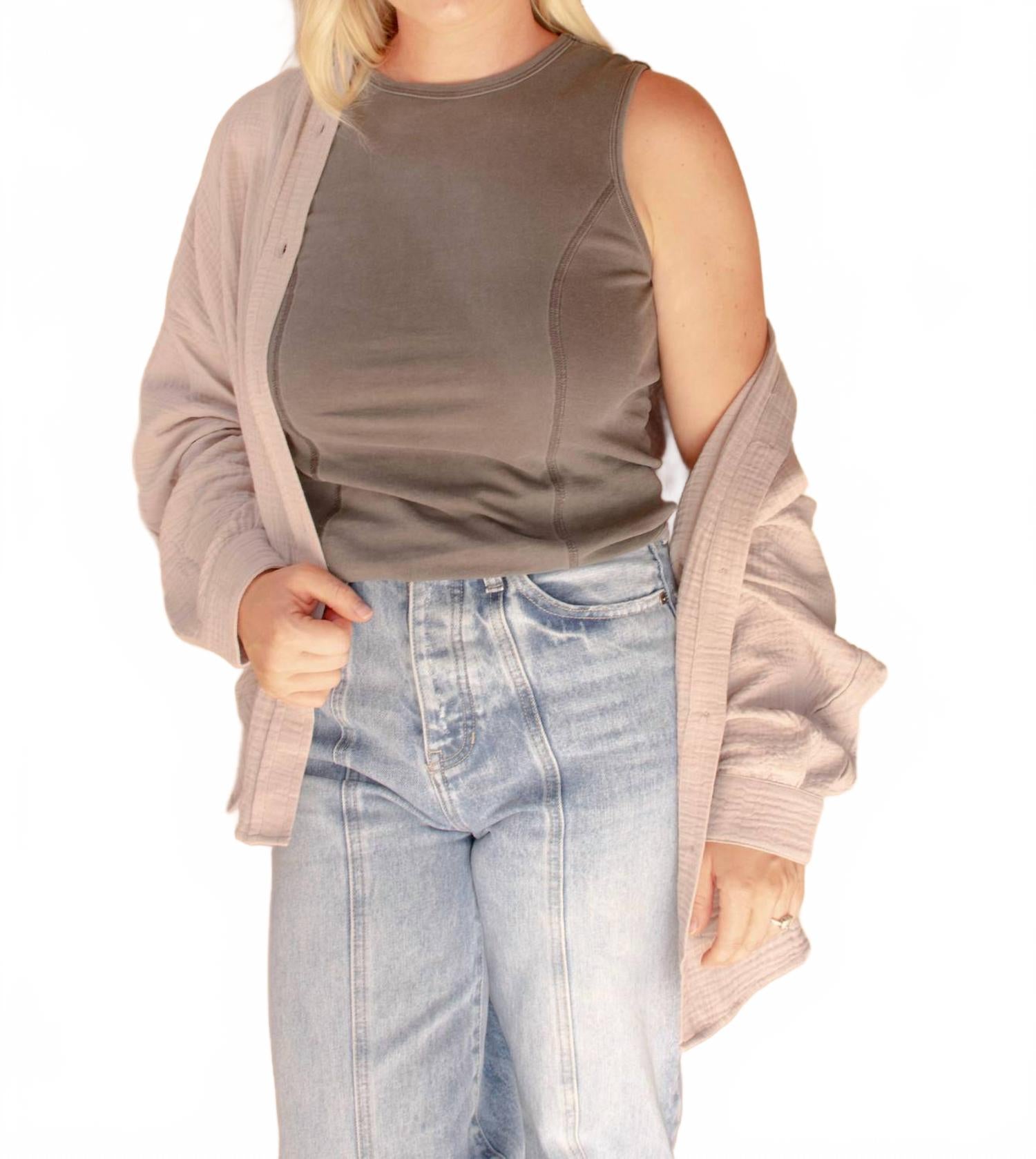 Топ Amelie в сером цвете Weekend Los Angeles, серый
Топ Amelie в сером цвете Weekend Los Angeles, серый