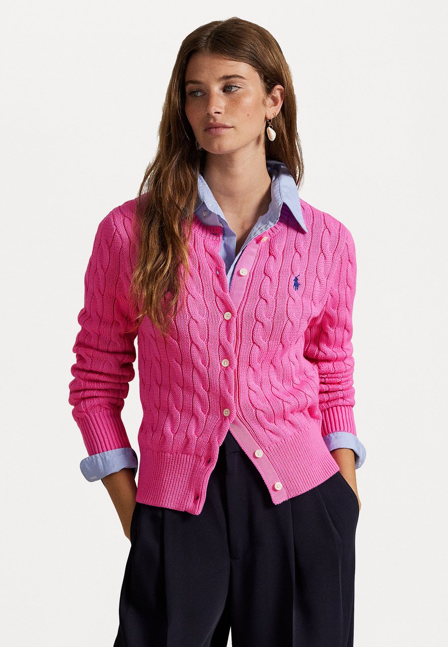 Кардиган Polo Ralph Lauren LONG SLEEVE CARDIGAN , Dalia Pink/Pink
Кардиган Polo Ralph Lauren LONG SLEEVE CARDIGAN , Dalia Pink/Pink