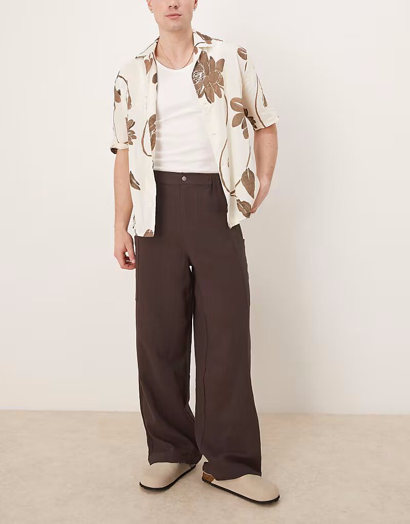 Брюки свободного кроя ASOS DESIGN из льняного материала коричневого цвета
Брюки свободного кроя ASOS DESIGN из льняного материала коричневого цвета