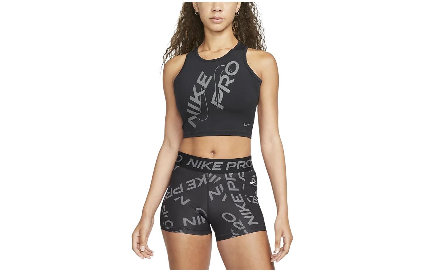 Спортивный жилет женский черный Nike
Спортивный жилет женский черный Nike