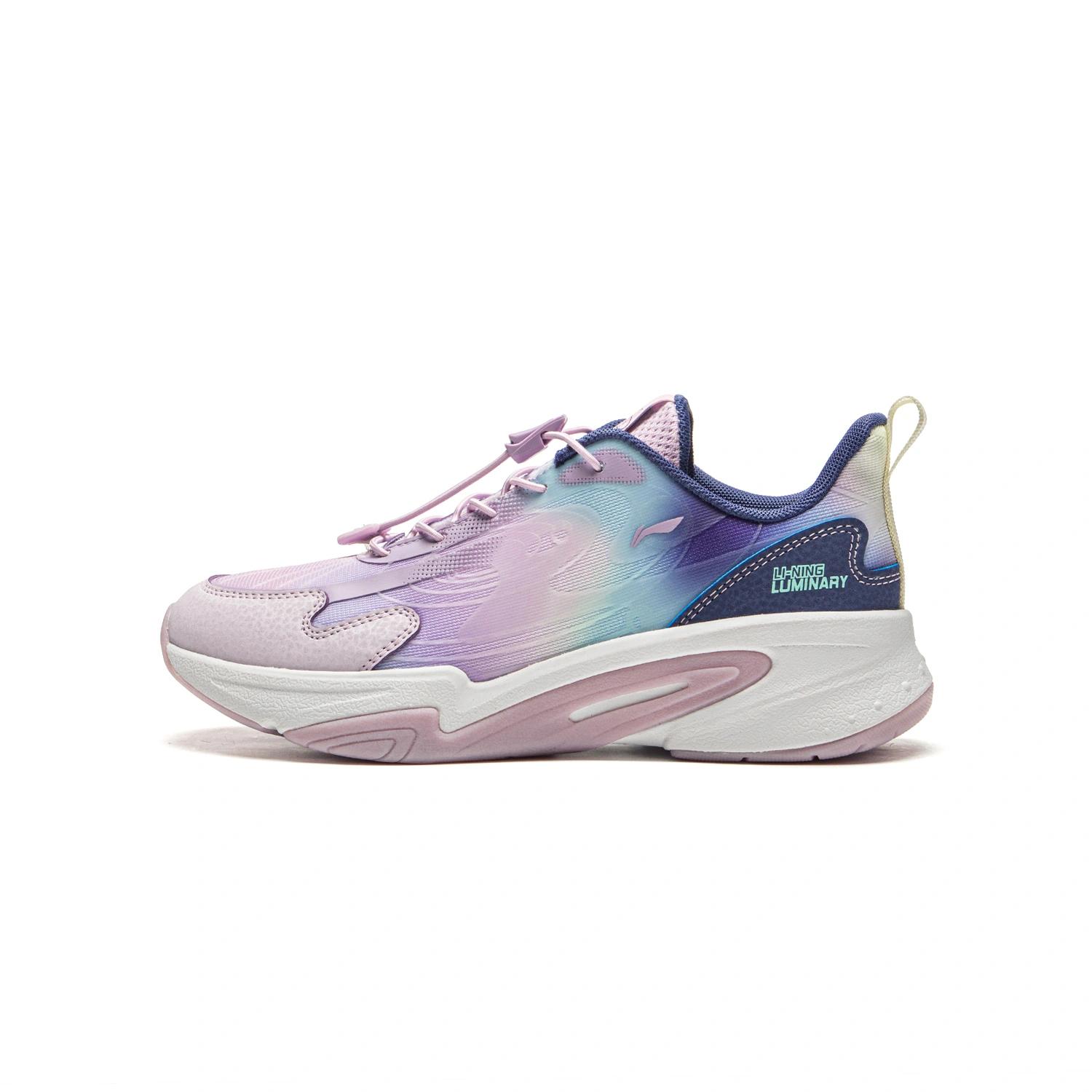 Кроссовки Sports Life Collection Night Elf 4 Kids Lifestyle Shoes Kids' LINING YOUNG, фиолетовый/синий
Кроссовки Sports Life Collection Night Elf 4 Kids Lifestyle Shoes Kids' LINING YOUNG, фиолетовый/синий