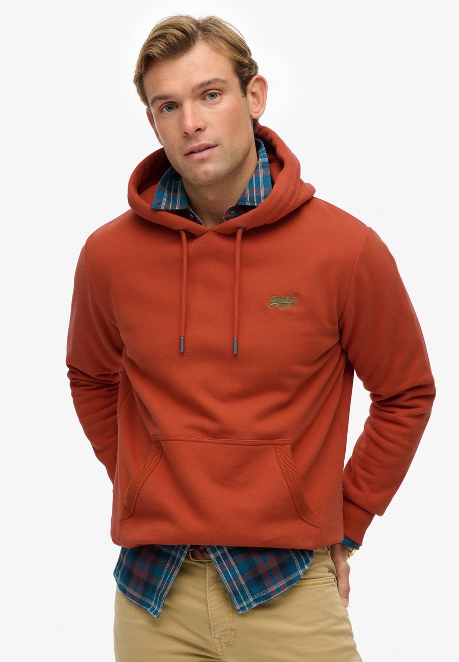 Худи Superdry & Co ESSENTIAL LOGO, Autumn Glaze Brown/Orange
Худи Superdry & Co ESSENTIAL LOGO, Autumn Glaze Brown/Orange