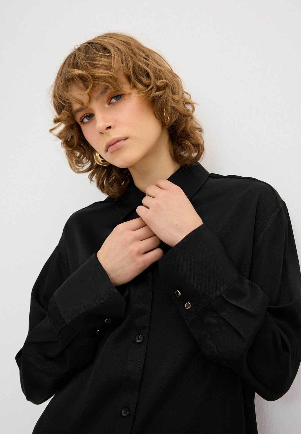 Блузка на пуговицах LONG SLEEVE adL, черный
Блузка на пуговицах LONG SLEEVE adL, черный