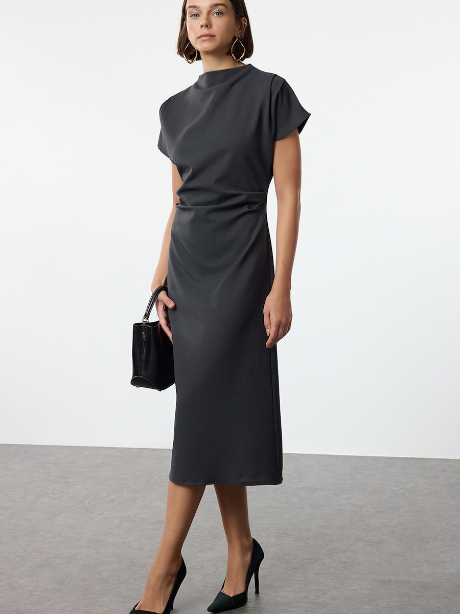 Платье Trendyol, антрацит
Платье Trendyol, антрацит