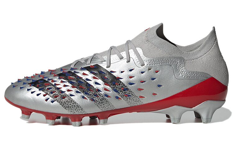 Мужские футбольные кроссовки Adidas Predator
Мужские футбольные кроссовки Adidas Predator