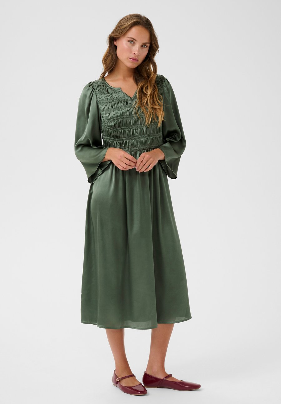 Платье Kaffe KAMAGDA, Balsam Green/Green
Платье Kaffe KAMAGDA, Balsam Green/Green