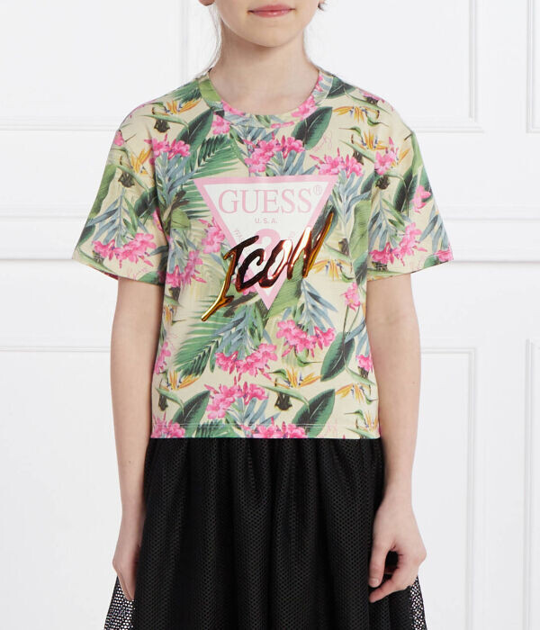 Футболка детская Guess с тропическим принтом, мультиколор
Футболка детская Guess с тропическим принтом, мультиколор