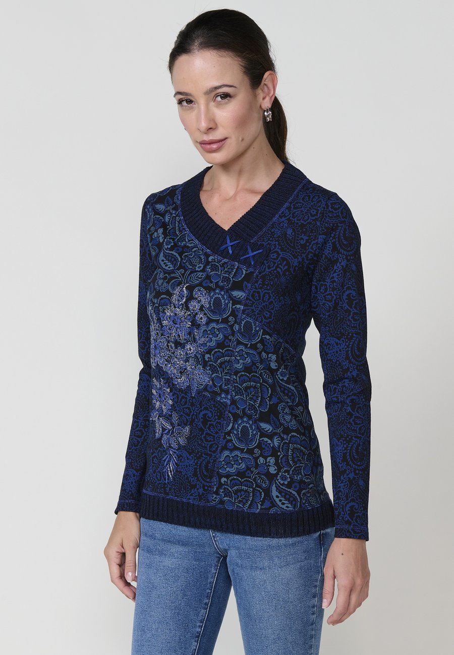 Топ Koroshi PRINTED, Azul Blue/Blue
Топ Koroshi PRINTED, Azul Blue/Blue