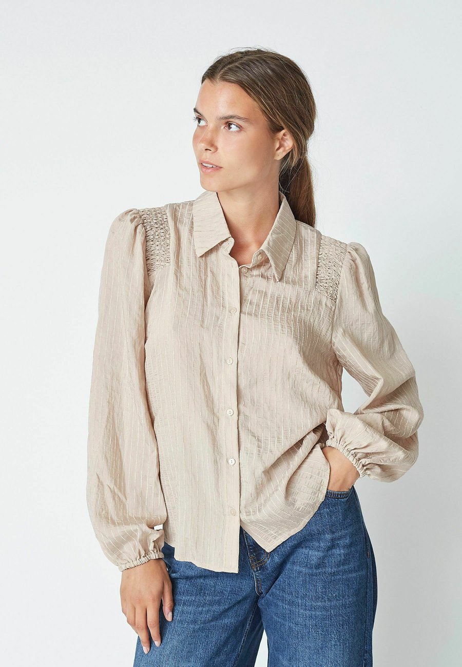 Блуза Co'couture SMOCK, Taupe
Блуза Co'couture SMOCK, Taupe