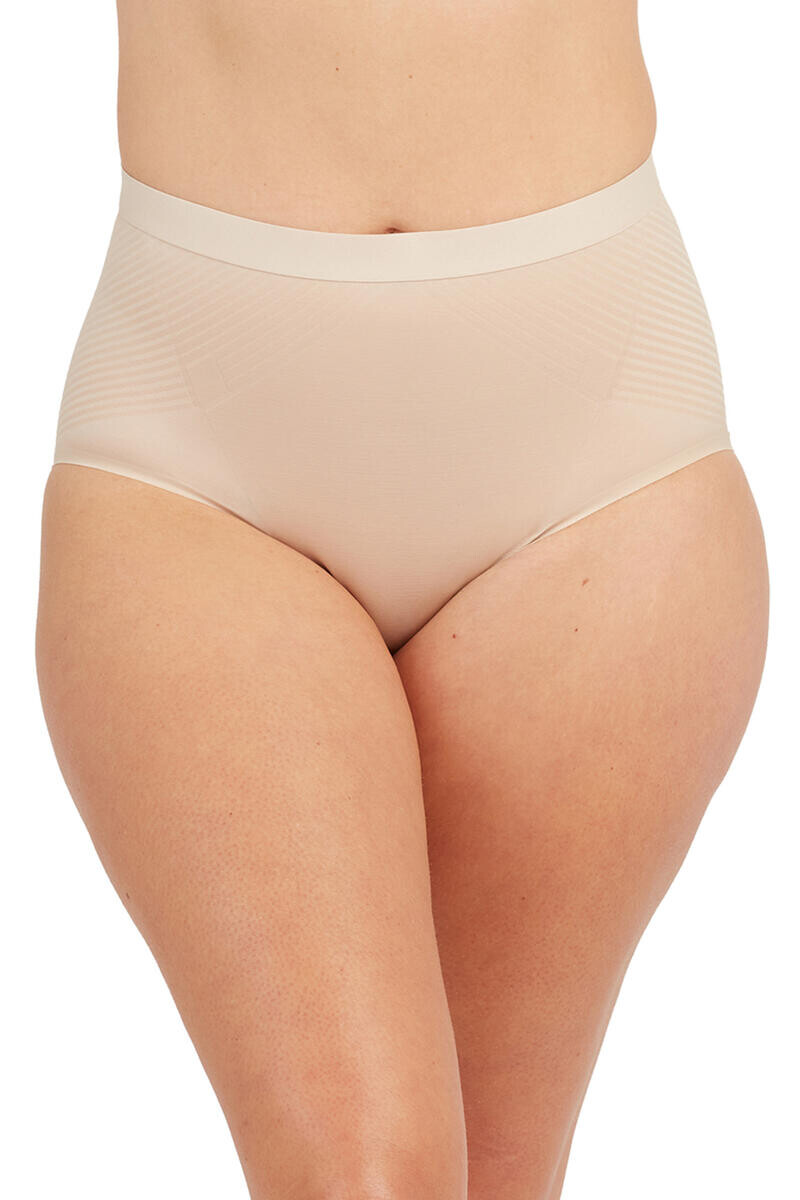 Трусики, моделирующие талию Spanx, светло-бежевый
Трусики, моделирующие талию Spanx, светло-бежевый