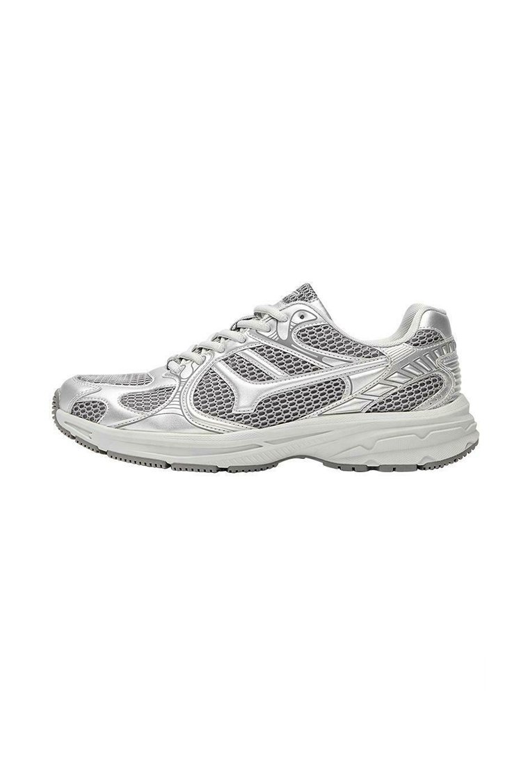 Кроссовки PULL&BEAR SNEAKERS, Silver-Coloured
Кроссовки PULL&BEAR SNEAKERS, Silver-Coloured