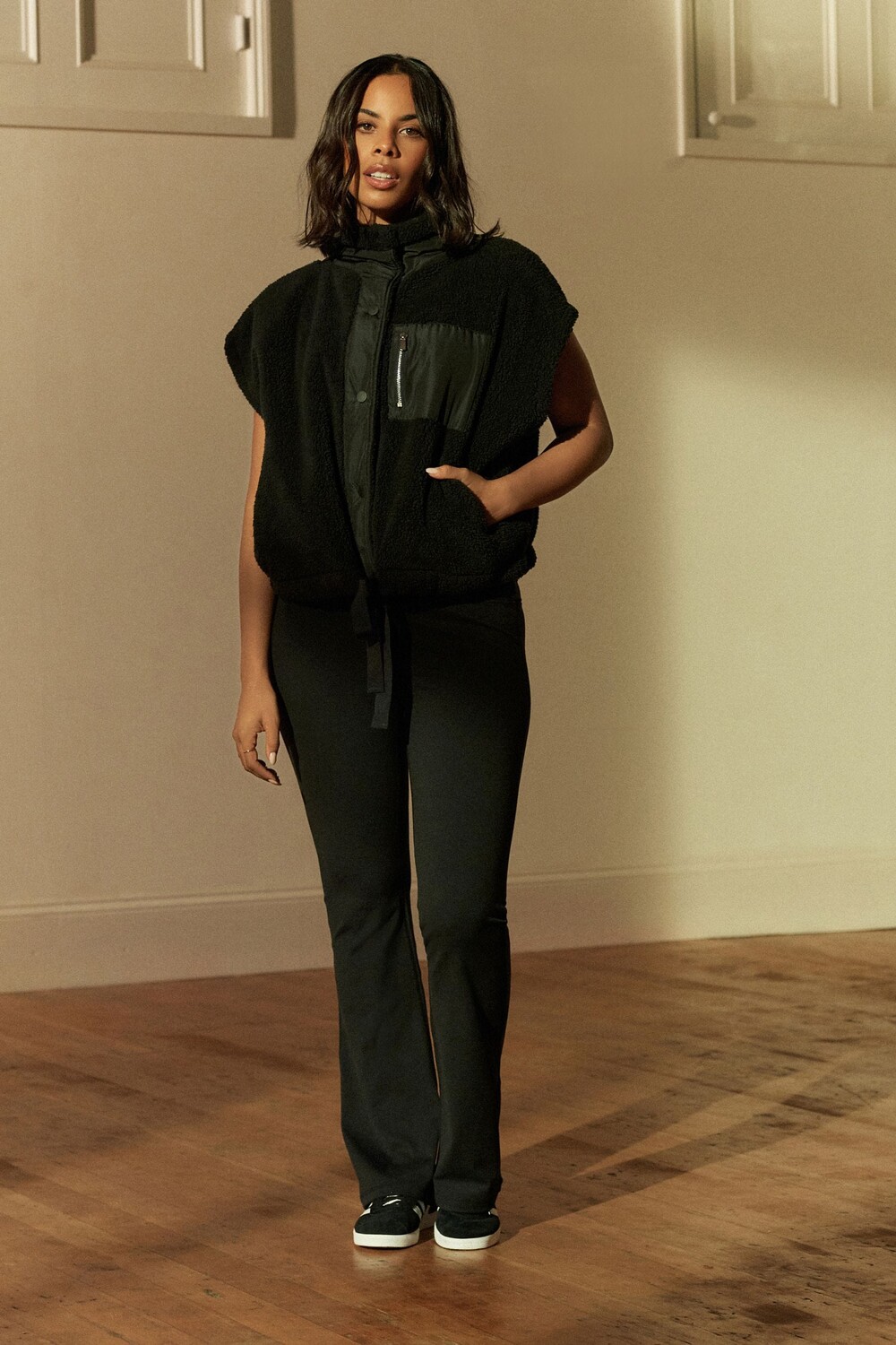 Леггинсы Active с защипом и расклешенной талией Next, черный
Леггинсы Active с защипом и расклешенной талией Next, черный