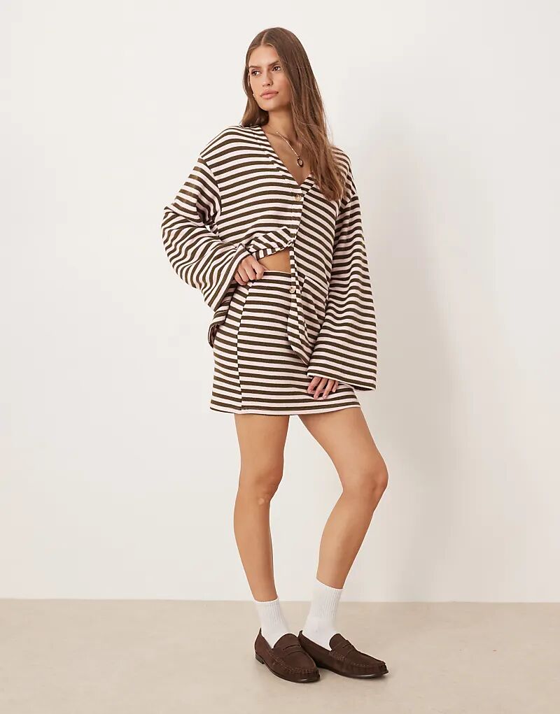 Супермягкая мини-юбка ASOS DESIGN в полоску розового и хаки - КОРИЧНЕВЫЙ
Супермягкая мини-юбка ASOS DESIGN в полоску розового и хаки - КОРИЧНЕВЫЙ