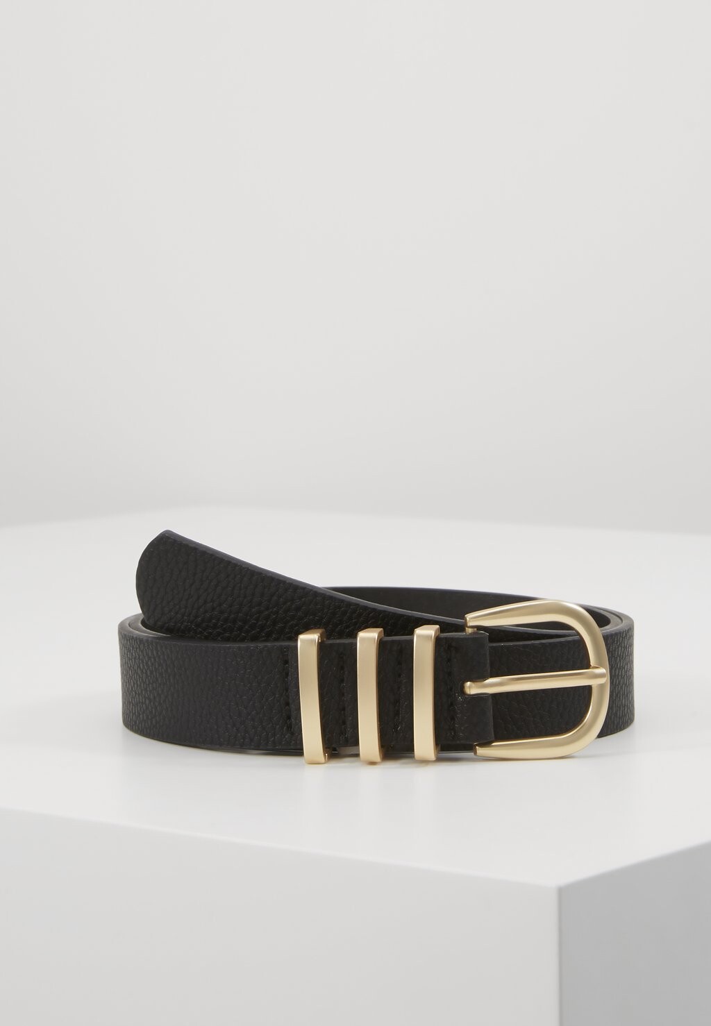 Ремень Pieces
Ремень Pieces