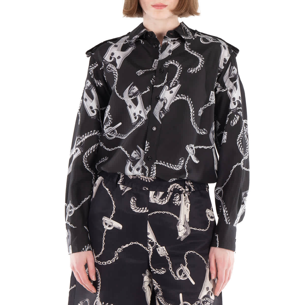 Барберри Длинный рукав Рыцарская фурнитура Шелковая рубашка Burberry, серебряный/черный
Барберри Длинный рукав Рыцарская фурнитура Шелковая рубашка Burberry, серебряный/черный