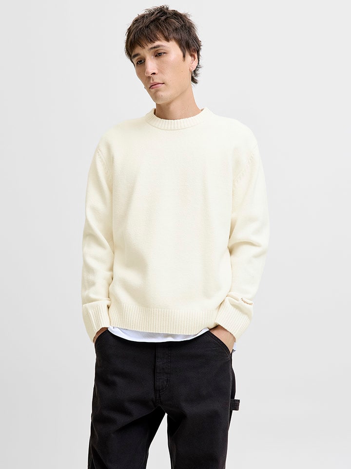 Свитер кремового цвета Jack & Jones
Свитер кремового цвета Jack & Jones