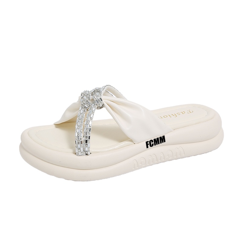 Домашние тапочки для подростков FCMM, экрю
Домашние тапочки для подростков FCMM, экрю