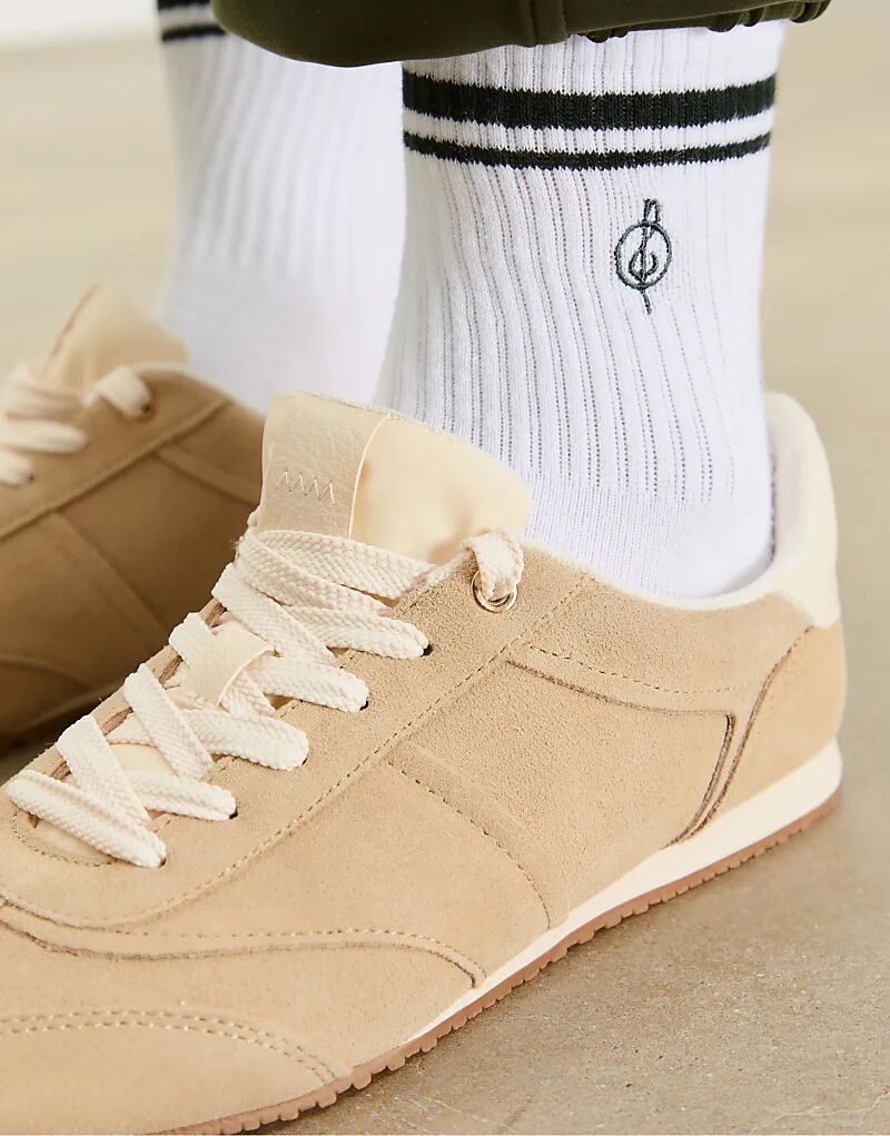 Упаковка из 2 полосатых носков Stradivarius цвета хаки с вышивкой
Упаковка из 2 полосатых носков Stradivarius цвета хаки с вышивкой