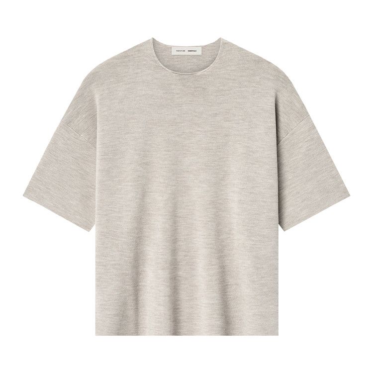 Свитер Fear of God Essentials Merino Short Sleeve Sweater, Heather Stone
Свитер Fear of God Essentials Merino Short Sleeve Sweater, Heather Stone