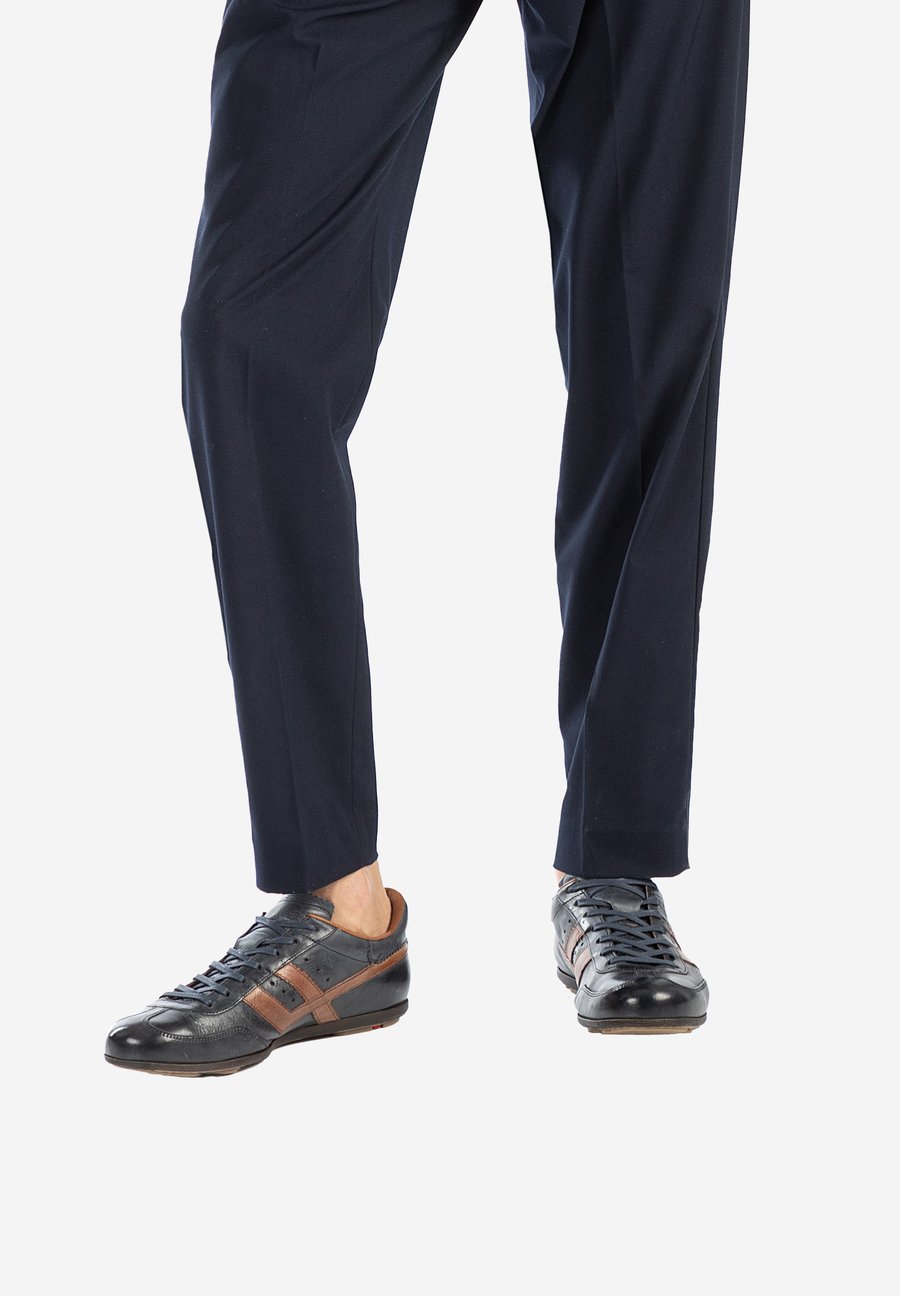 Кроссовки Lloyd BARRY, Blau Braun/Blue
Кроссовки Lloyd BARRY, Blau Braun/Blue