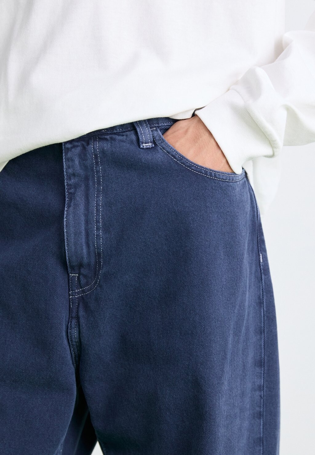 Джинсы свободного кроя Landon Pant Carhartt WIP, военно-воздушные силы синего цвета
Джинсы свободного кроя Landon Pant Carhartt WIP, военно-воздушные силы синего цвета