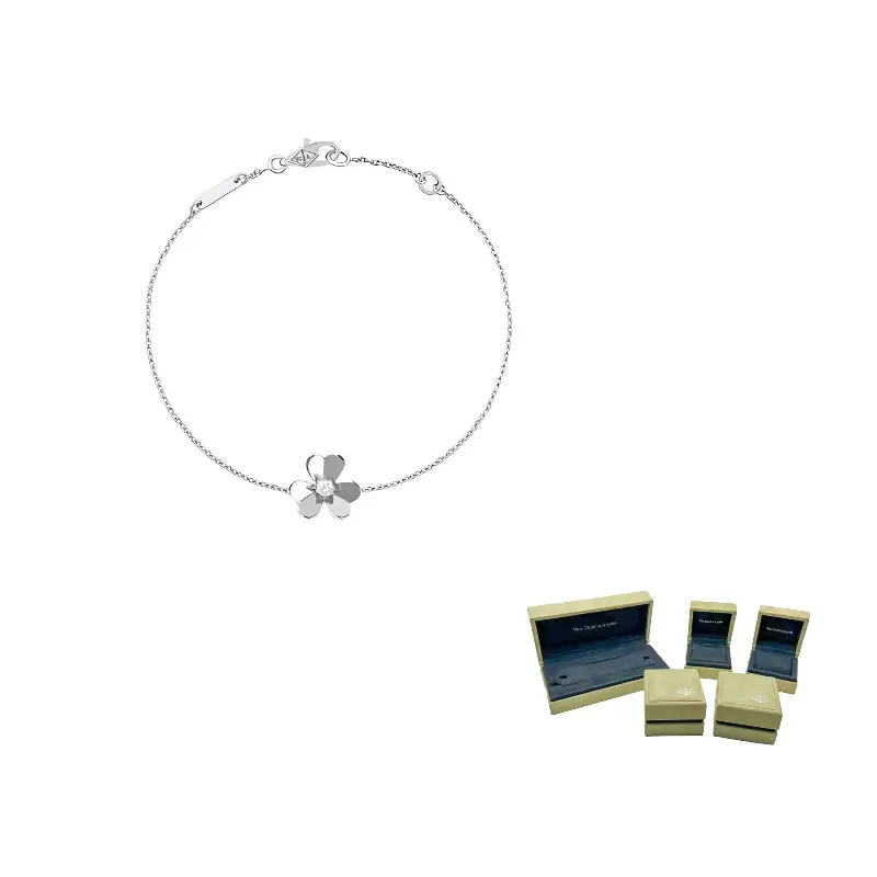 Браслет Frivole с цветочными бриллиантами 10s Van Cleef & Arpels, серебро
Браслет Frivole с цветочными бриллиантами 10s Van Cleef & Arpels, серебро