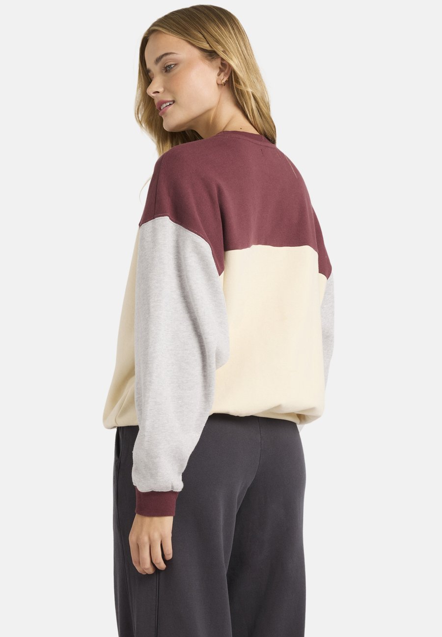 Толстовка Billabong GET IT KENDAL, Pin/Multi-Coloured
Толстовка Billabong GET IT KENDAL, Pin/Multi-Coloured