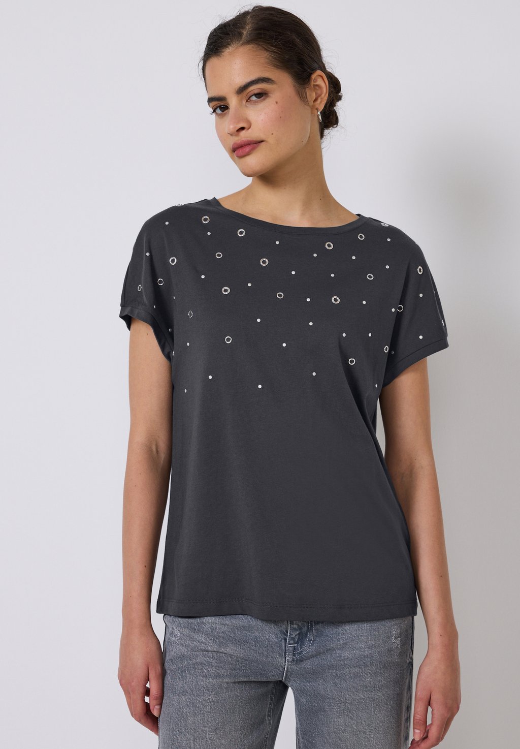 Футболка с принтом MIT NIETEN ARTWORK Street One Studio, цвет Grau
Футболка с принтом MIT NIETEN ARTWORK Street One Studio, цвет Grau