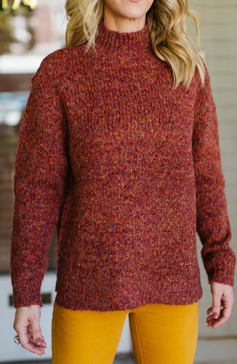 Свитер с воротником-стойкой цвета ржавчины RD Style, цвет rust
Свитер с воротником-стойкой цвета ржавчины RD Style, цвет rust