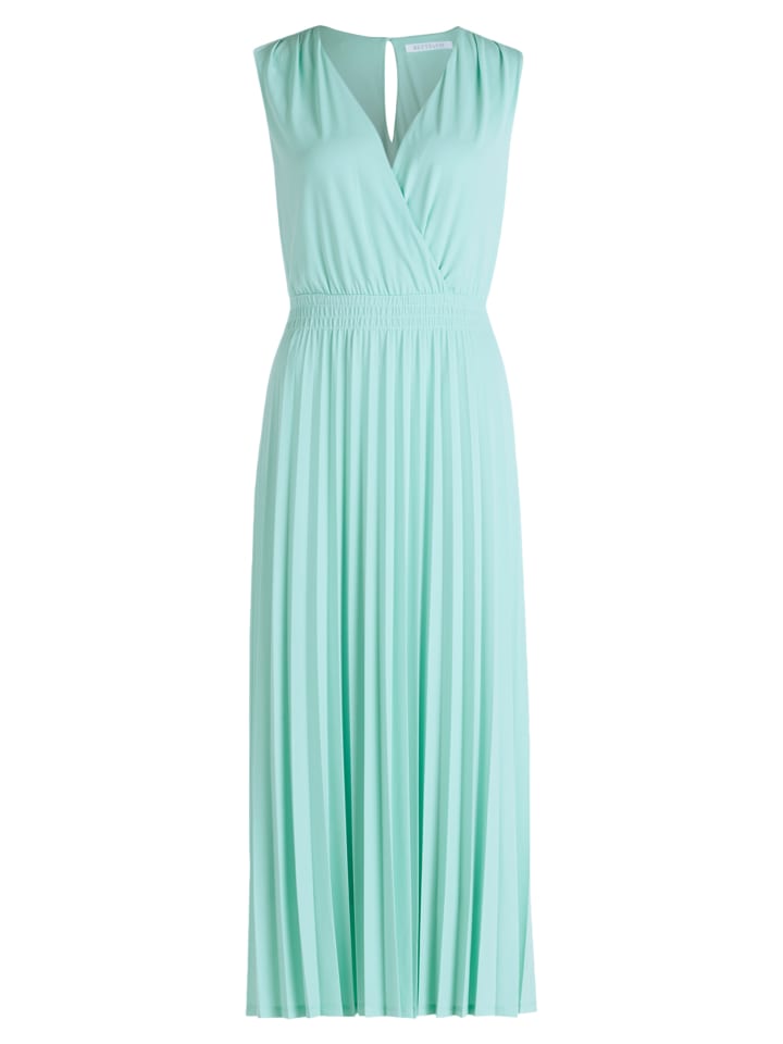 Длинное платье BETTY & CO
Длинное платье BETTY & CO