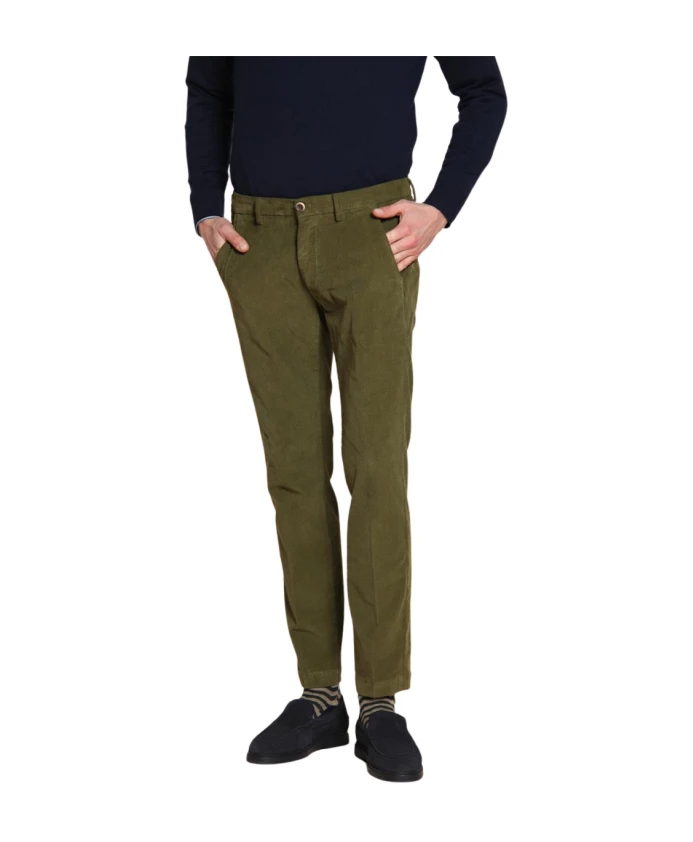 Узкие вельветовые брюки-чиносы оливкового цвета Mason'S, зеленый
Узкие вельветовые брюки-чиносы оливкового цвета Mason'S, зеленый
