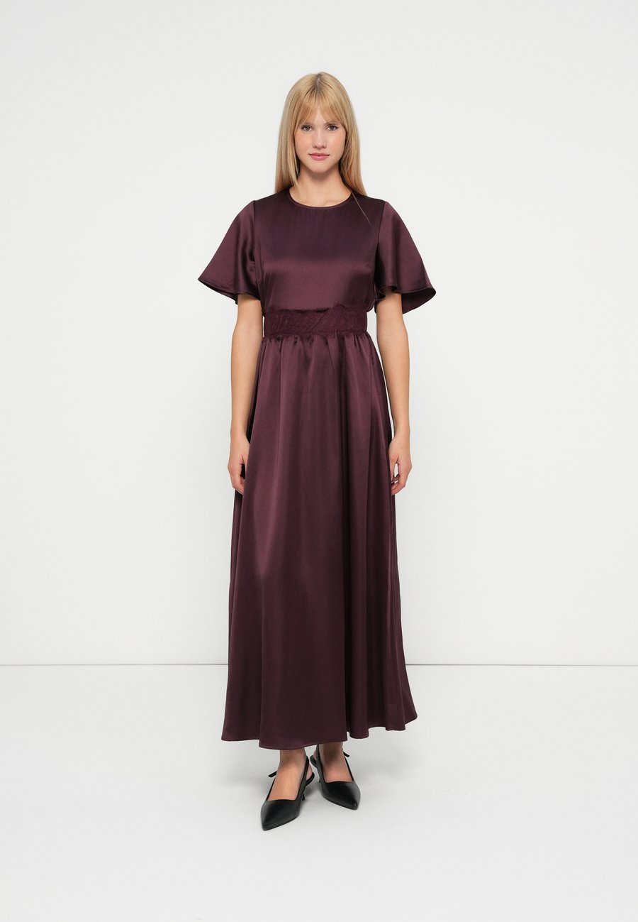 Платье Vero Moda VMSALLY DRESS, Winetasting/Bordeaux
Платье Vero Moda VMSALLY DRESS, Winetasting/Bordeaux