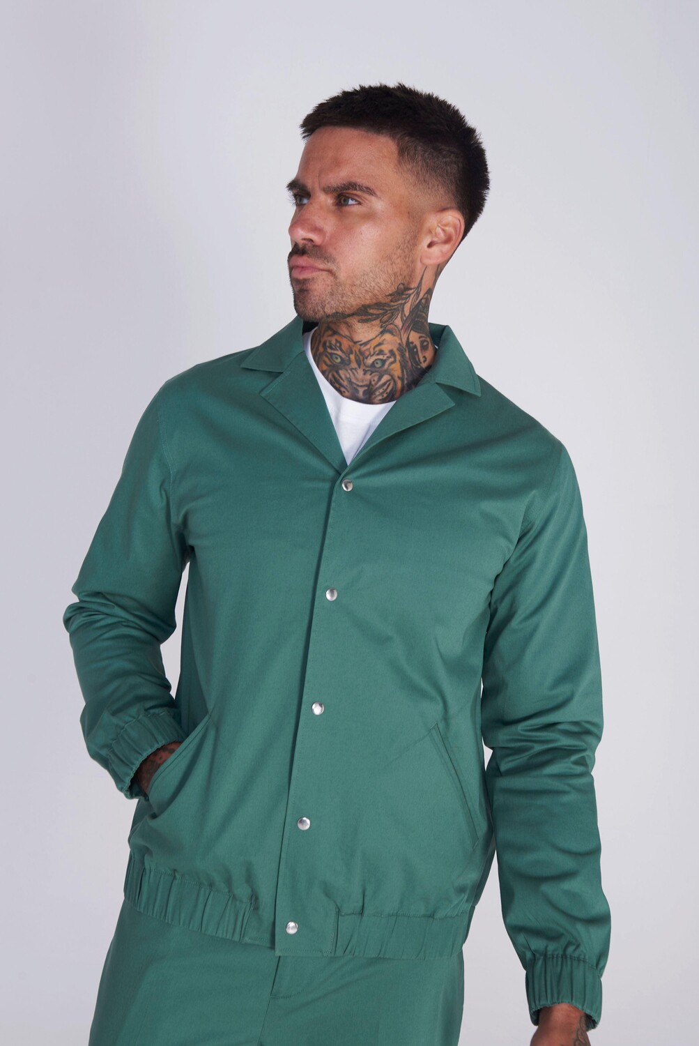 Хлопковая куртка Cadiz Shacket Harry Brown London, зеленый 
Хлопковая куртка Cadiz Shacket Harry Brown London, зеленый