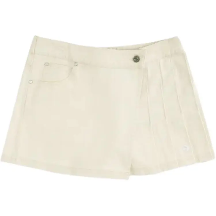 Converse Белые женские джинсовые шорты
Converse Белые женские джинсовые шорты