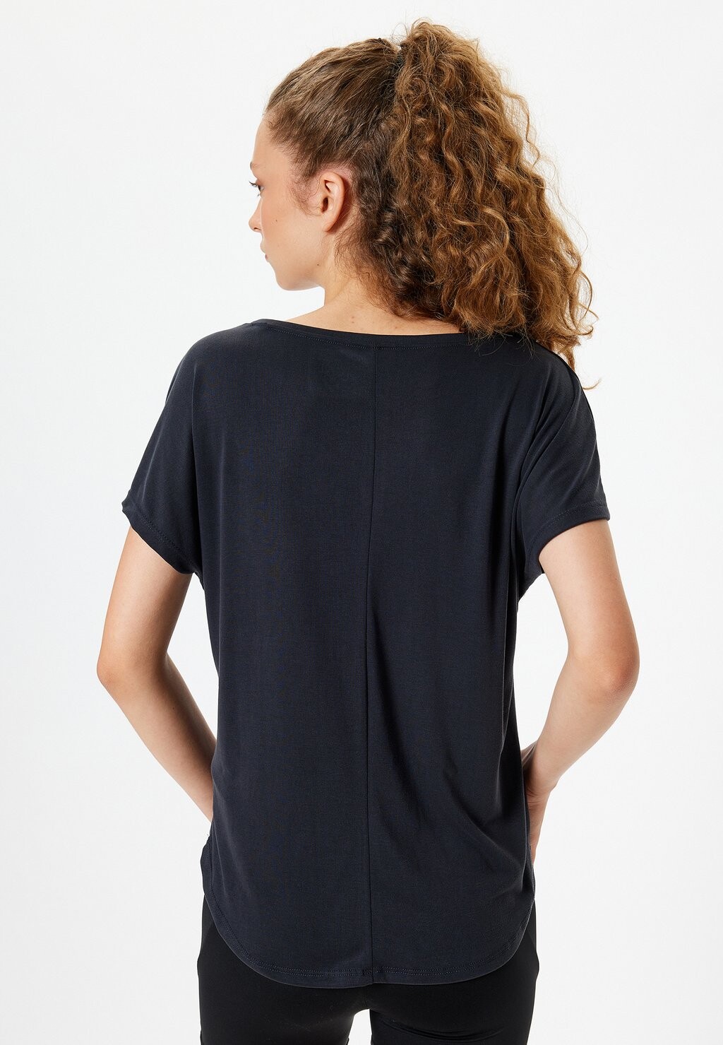 Футболка с принтом Koton, черный
Футболка с принтом Koton, черный