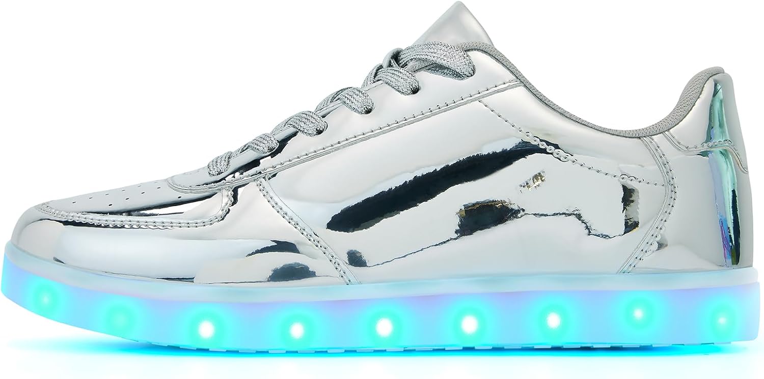 Унисекс светящиеся кроссовки с LED-подсветкой - модные светящиеся кеды, дышащие, с USB-зарядкой для мужчин и женщин Oekla, серебро
Унисекс светящиеся кроссовки с LED-подсветкой - модные светящиеся кеды, дышащие, с USB-зарядкой для мужчин и женщин Oekla, серебро