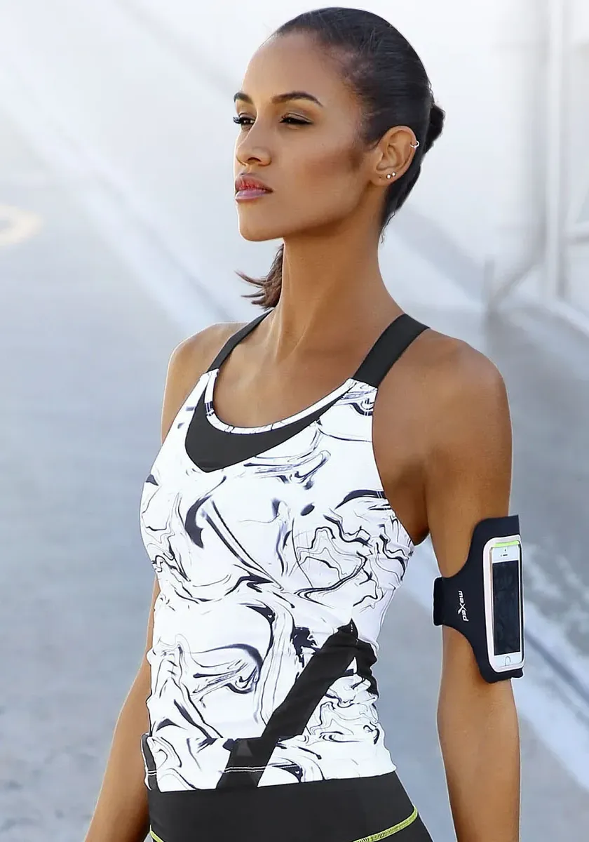 Функциональная рубашка LASCANA ACTIVE "Белый мрамор", на скрещенных бретелях, черный
Функциональная рубашка LASCANA ACTIVE "Белый мрамор", на скрещенных бретелях, черный