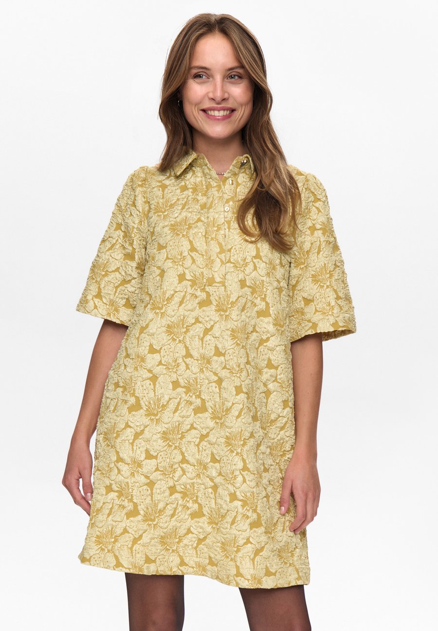 Платье Nümph Shirt dress, Gold Flake/Yellow
Платье Nümph Shirt dress, Gold Flake/Yellow